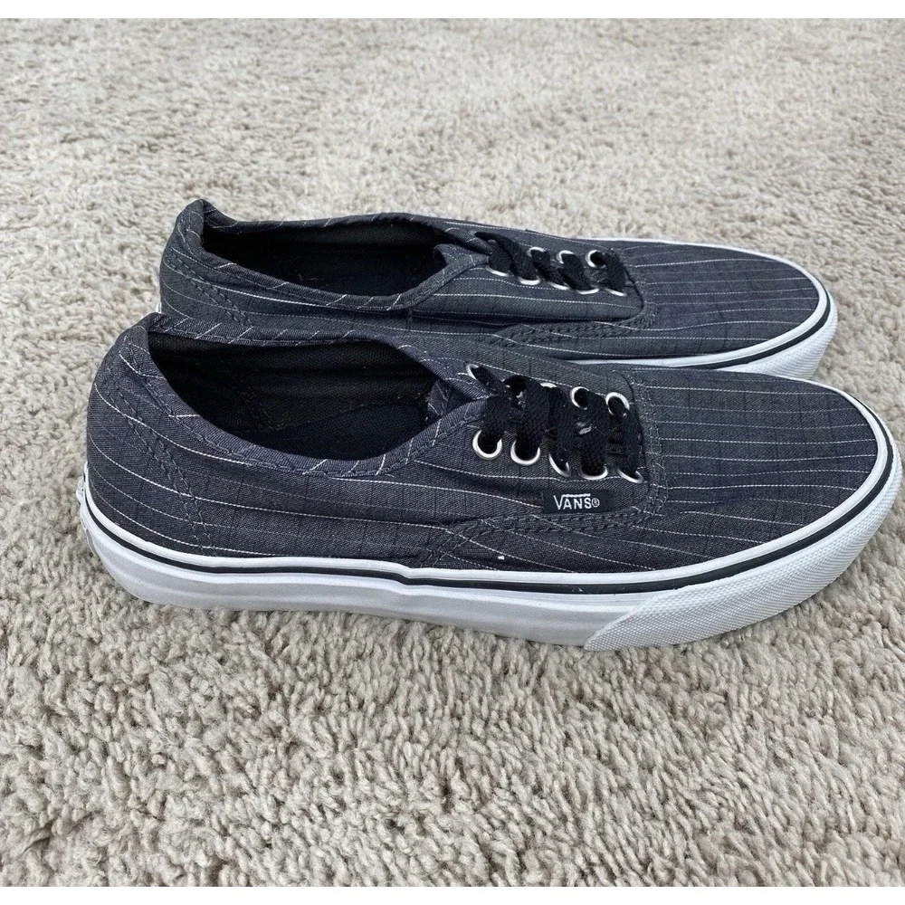 Vans Skate Shoes Mens  7  Womens 8.5 Low Top Gray‎ Pinstriped Lace Up Sneakers